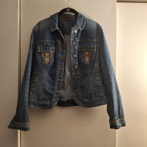Kikit Women's Embroidered Denim Jean Jacket with Classic Design and Vintage Look - Picture 1 of 8